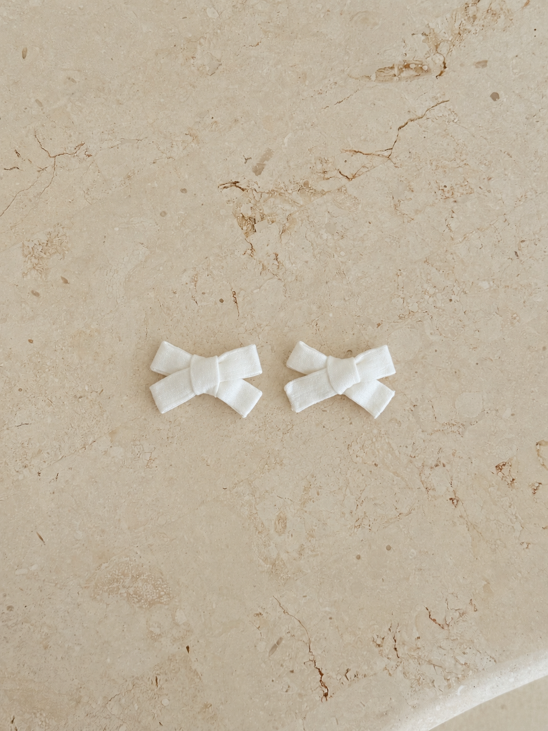 Free Gift - Bow Clips (Ivory)
