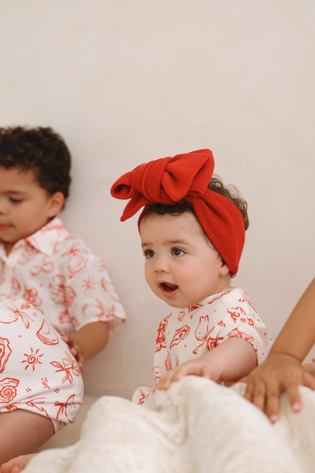 Knitted Oversized Bow - Rouge